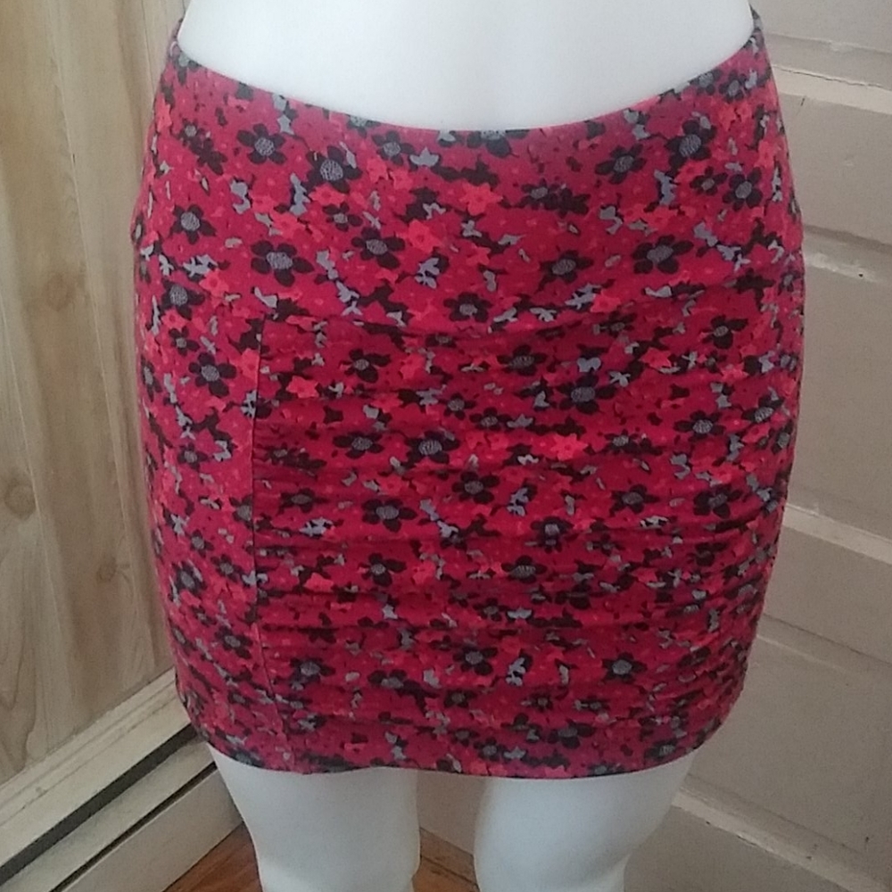 🍂🌷🏖❄️Free People Women's skirt